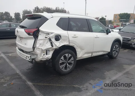 2021 Nissan Rogue Sv Fwd z USA, uszkodzony, nr VIN 5N1AT3BA4MC767742